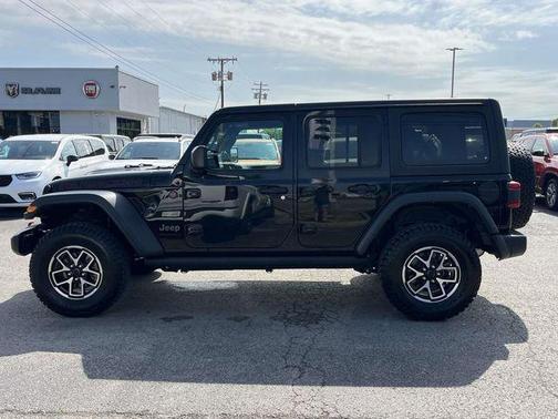 Black Clearcoat 2024 Jeep Wrangler Rubicon