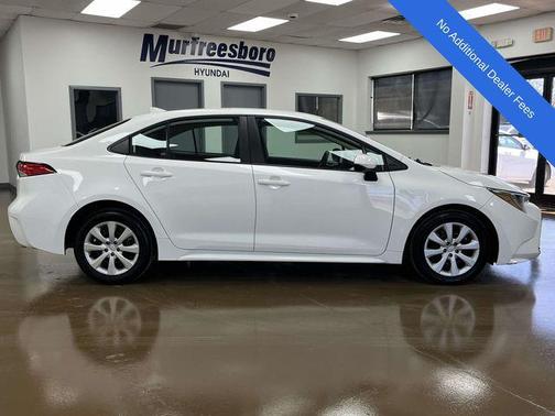 Ice Cap 2025 Toyota Corolla LE