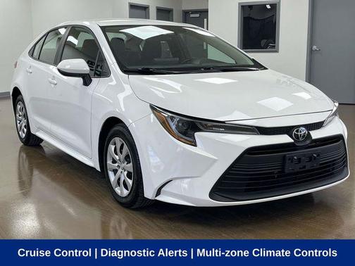 Ice Cap 2025 Toyota Corolla LE