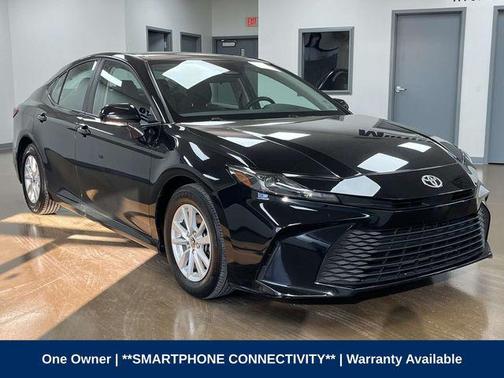 Midnight Black Metallic 2025 Toyota Camry SE
