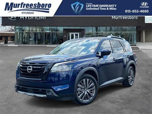 2022 Nissan Pathfinder SL 4WD