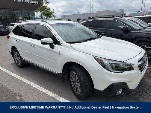 Crystal White Pearl 2019 Subaru Outback 2.5i Touring