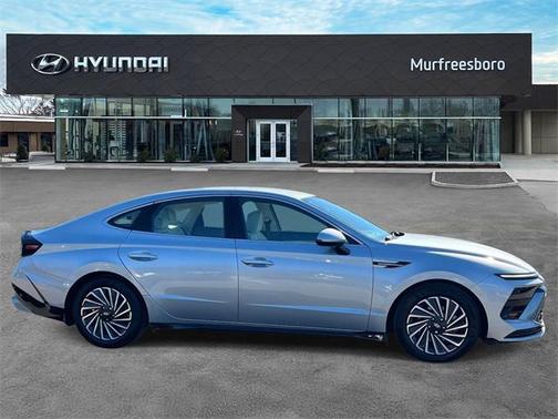 2024 Hyundai SONATA Hybrid SE