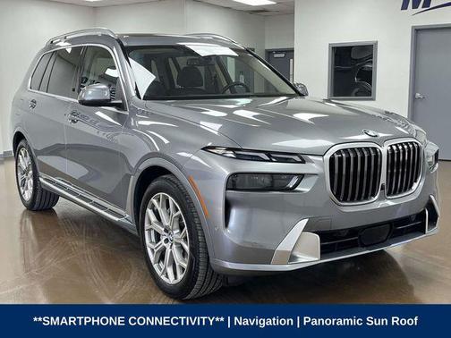 Skyscraper Gray Metallic 2025 BMW X7 xDrive40i