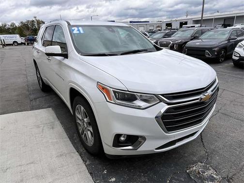 2021 Chevrolet Traverse Premier