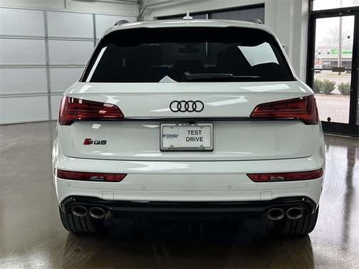 2024 Audi SQ5 3.0T Premium Plus