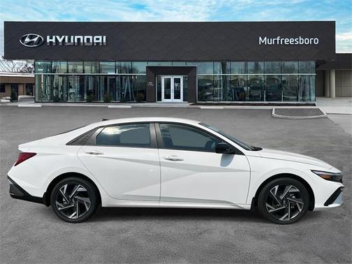 2025 Hyundai ELANTRA Sport