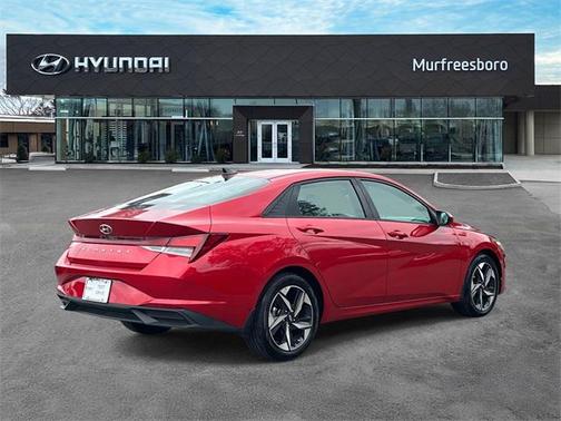 2023 Hyundai ELANTRA SEL
