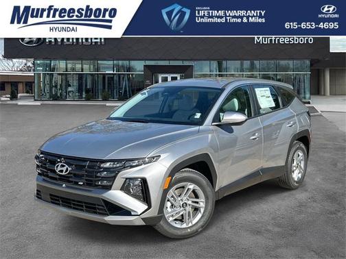 2026 Hyundai TUCSON SE