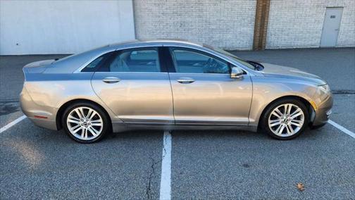 2016 Lincoln MKZ Base