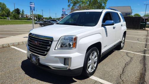 White 2016 GMC Terrain SLT