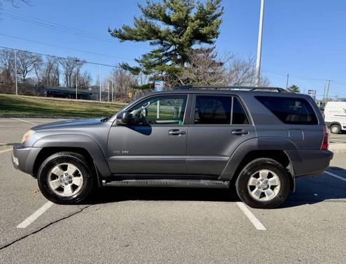 2004 Toyota 4Runner SR5