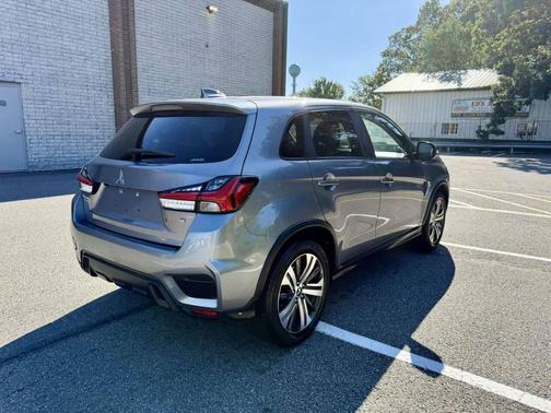 2020 Mitsubishi Outlander Sport SE