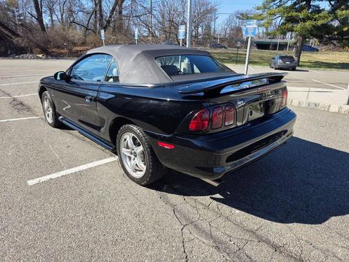 1998 Ford Mustang SVT Cobra