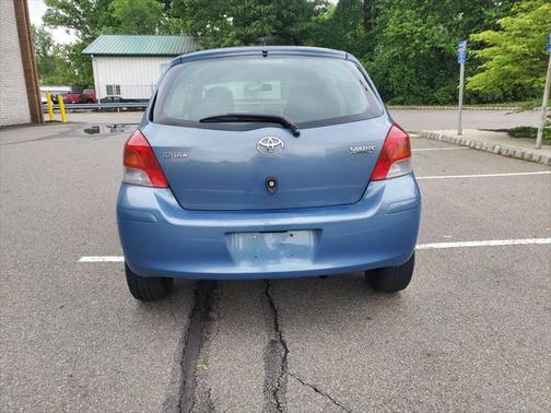 2009 Toyota Yaris Base