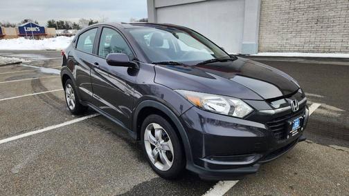 2017 Honda HR-V LX