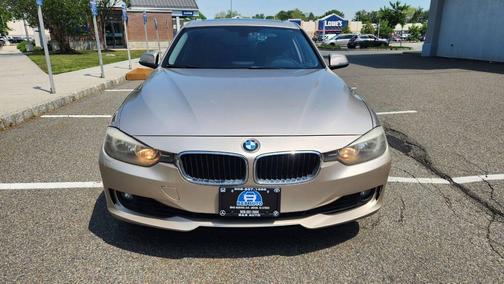 Champagne 2013 BMW 328 xDrive