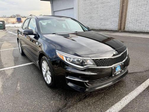2016 Kia Optima LX