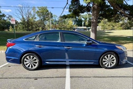 2016 Hyundai SONATA Sport