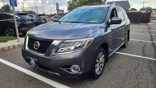2015 Nissan Pathfinder SV