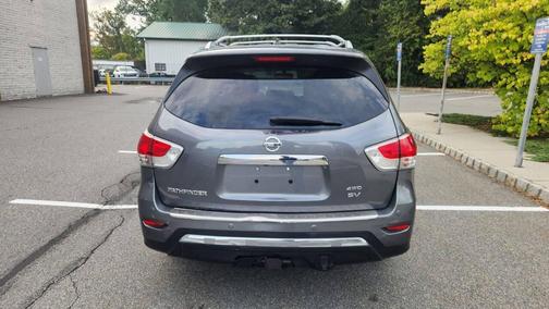 2015 Nissan Pathfinder SV