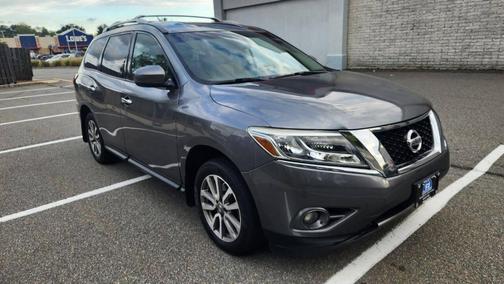 2015 Nissan Pathfinder SV
