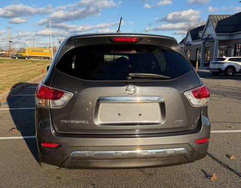 2014 Nissan Pathfinder S