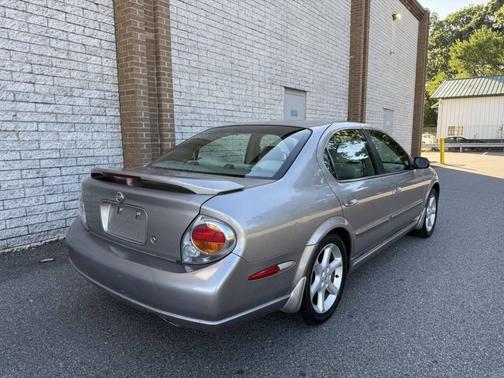 2002 Nissan Maxima SE