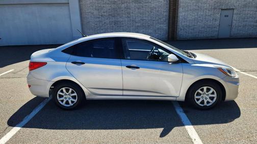 Ironman Silver 2012 Hyundai Accent SE