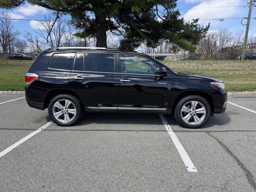Black 2012 Toyota Highlander Limited