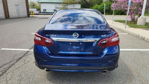 Deep Blue Pearl 2018 Nissan Altima 2.5 SR