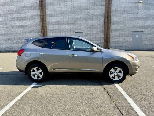 2013 Nissan Rogue S