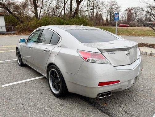 2011 Acura TL Technology