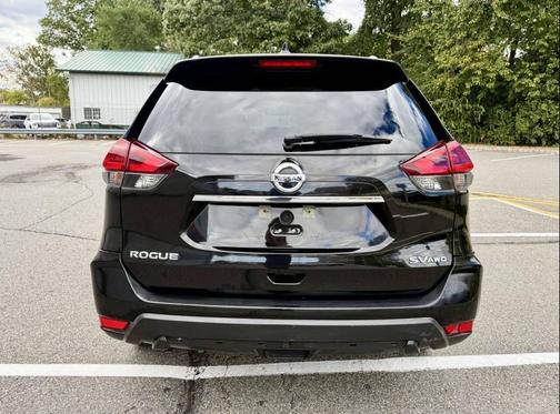 2018 Nissan Rogue SV