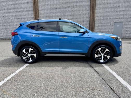 Caribbean Blue 2017 Hyundai TUCSON Limited