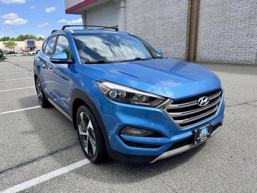 Caribbean Blue 2017 Hyundai TUCSON Limited