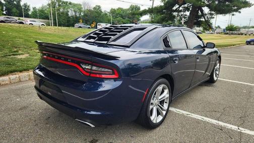 Jazz Blue Pearlcoat 2015 Dodge Charger SE