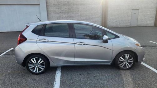 Modern Steel Metallic 2017 Honda Fit EX-L