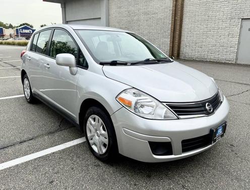 2012 Nissan Versa 1.8 S