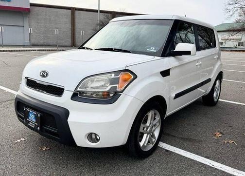 2011 Kia Soul +