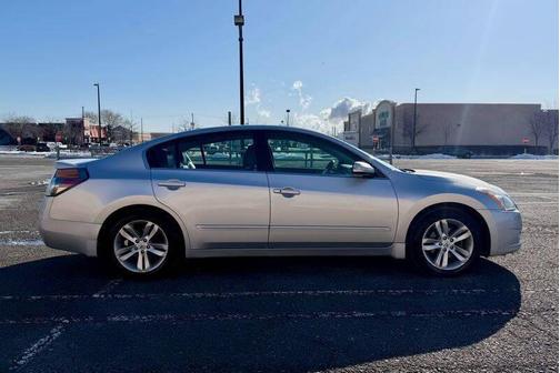 2012 Nissan Altima 3.5 SR