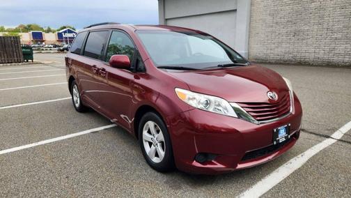 Salsa Red Pearl 2015 Toyota Sienna LE