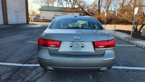 2009 Hyundai SONATA Limited