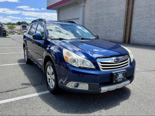 Blue 2011 Subaru Outback 2.5 i Premium
