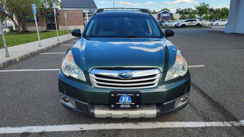 Cypress Green Pearl 2011 Subaru Outback 2.5 i Limited