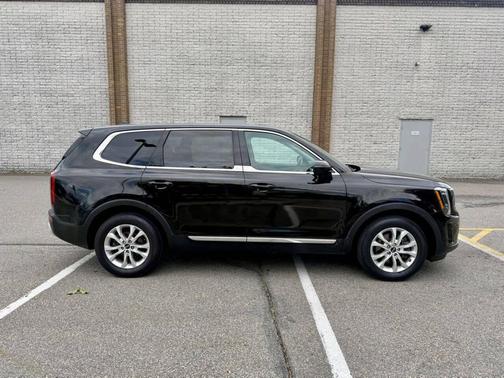 Black 2021 Kia Telluride LX AWD 4dr SUV