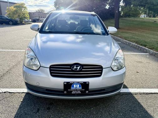 2009 Hyundai Accent SE