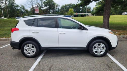 2014 Toyota RAV4 LE