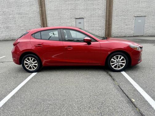 2017 Mazda Mazda3 Sport