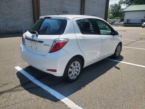 2014 Toyota Yaris L
